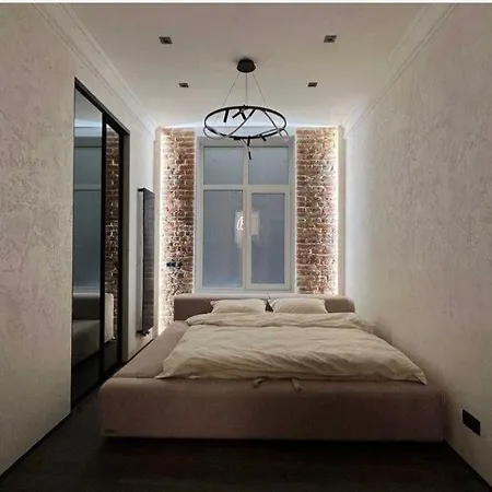 Rynok Square Pidzemelya Apartment *