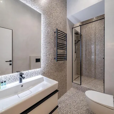 Апартаменти Rynok Square Pidzemelya