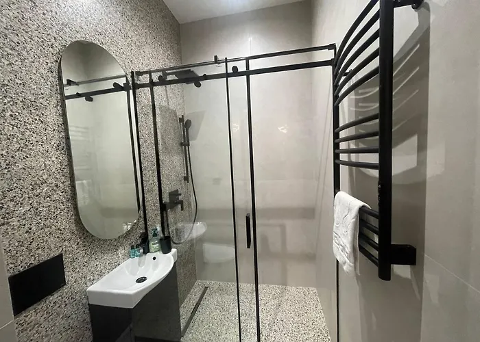 Rynok Square Pidzemelya Львів